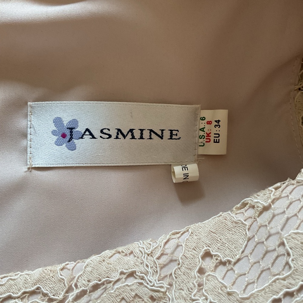 Jasmine Beautiful Lace One Shoulder Beige Dress
Size 6 - Picture 7 of 7